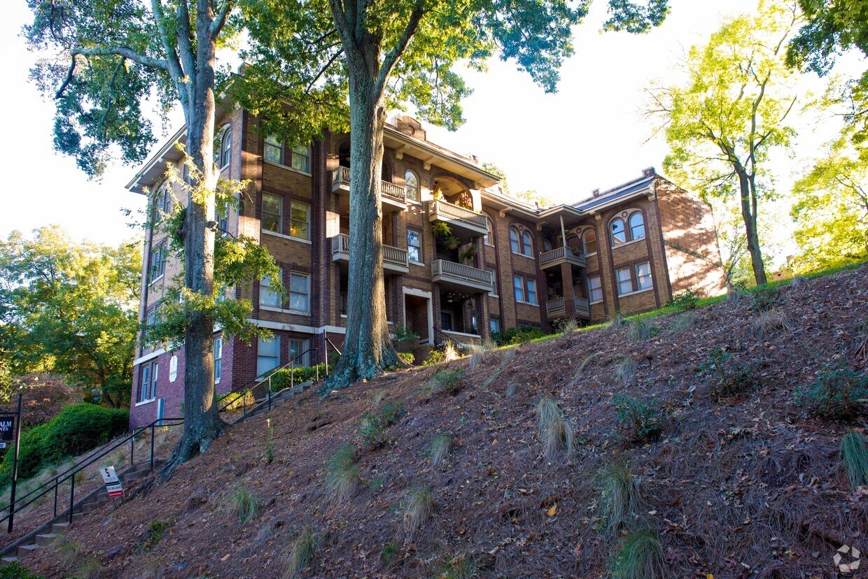 Montcalm Apartments Birmingham, AL