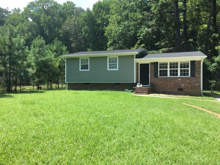 Foto principal - 2549 Vestal Avenue, Fayetteville
