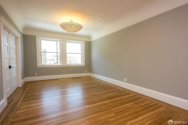 Building Photo - 1524 Leavenworth St