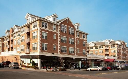 Building Photo - 9 E Palisade Ave