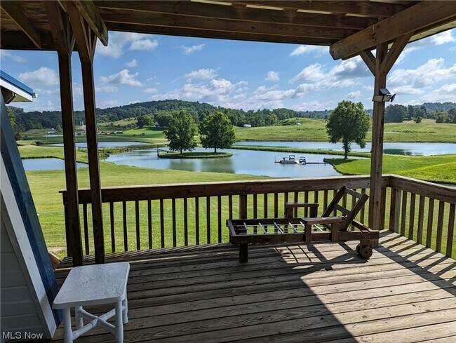 Foto del edificio - 56028 Wells Rd