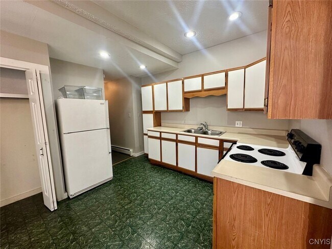 Foto del edificio - 7 N Jefferson St