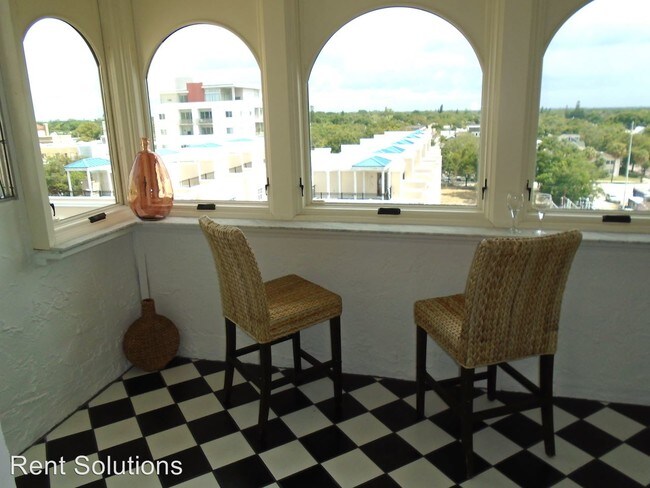 Foto del edificio - 2 br, 2 bath House - 130 4th Ave N. #701