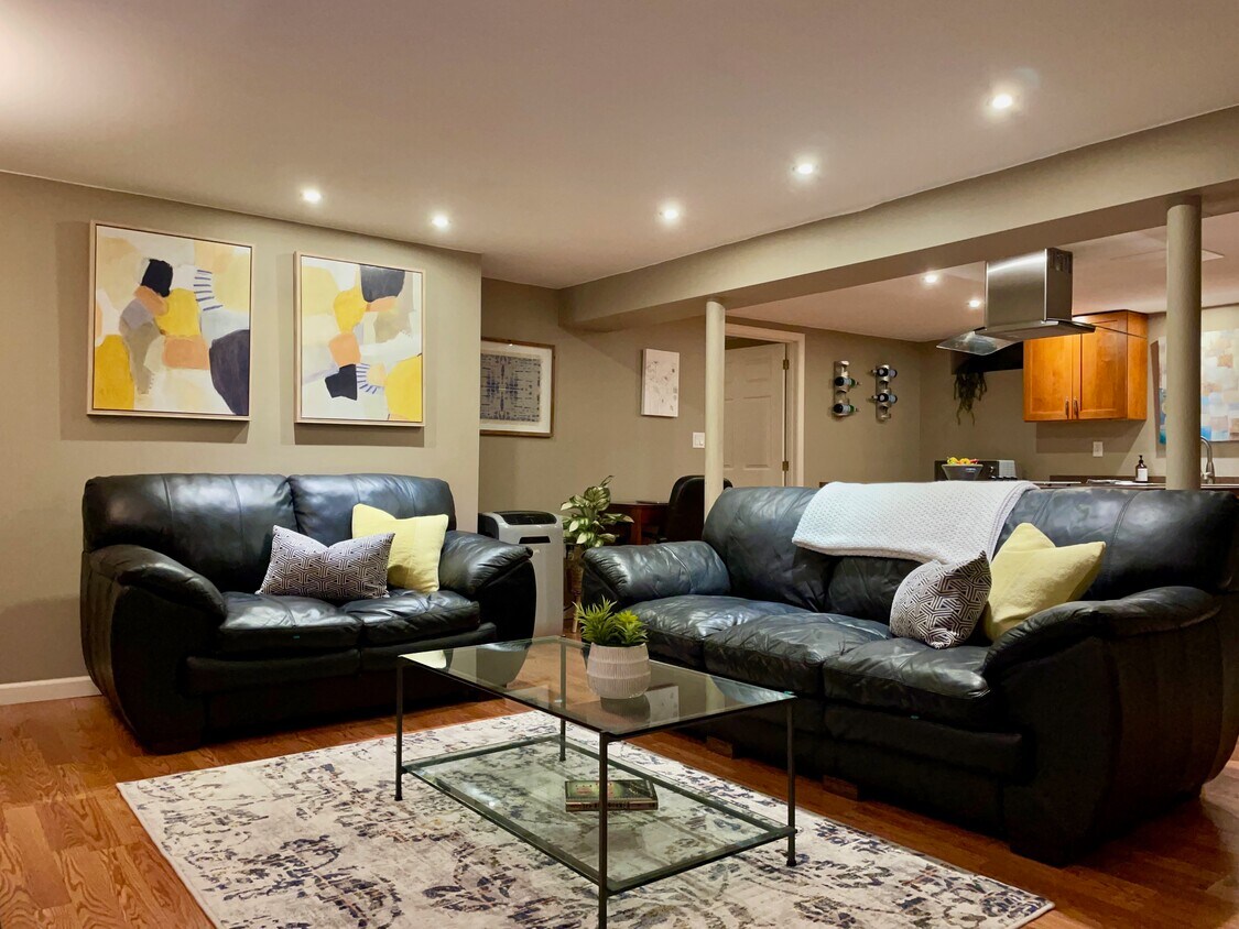 Foto principal - 1436 Karen Dr