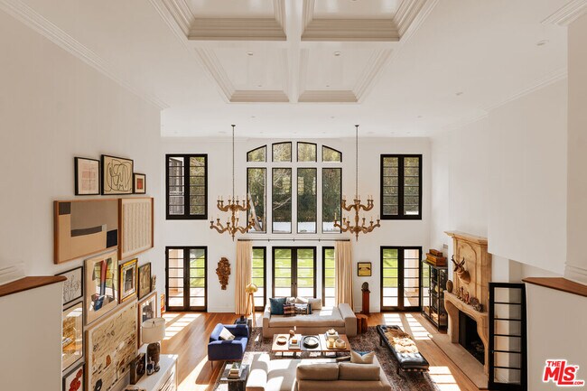 Foto del edificio - 3901 Longridge Ave