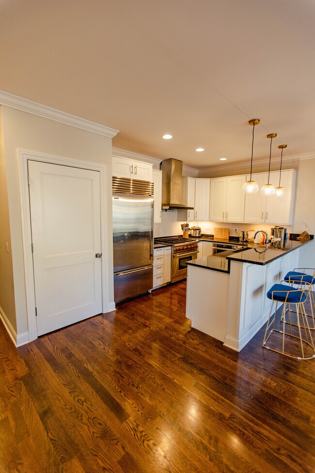 Foto del edificio - 843 W Fletcher St