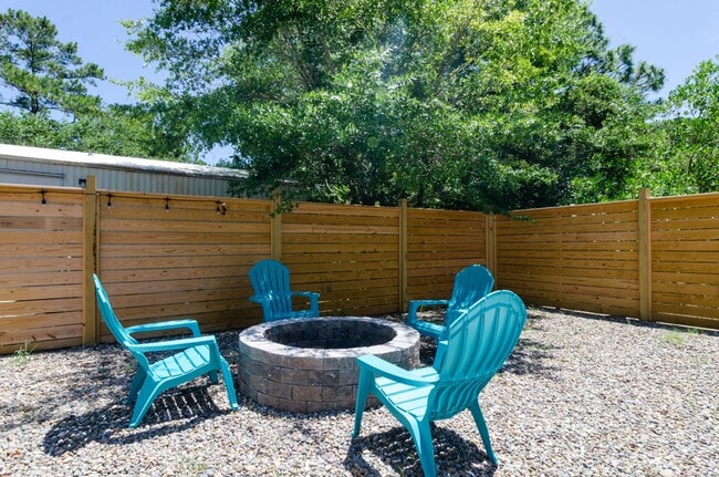 Building Photo - (C262) 102 Moorefield Drive, Carolina Beac...