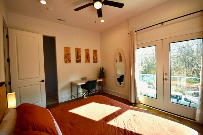 Building Photo - 310 Truce St