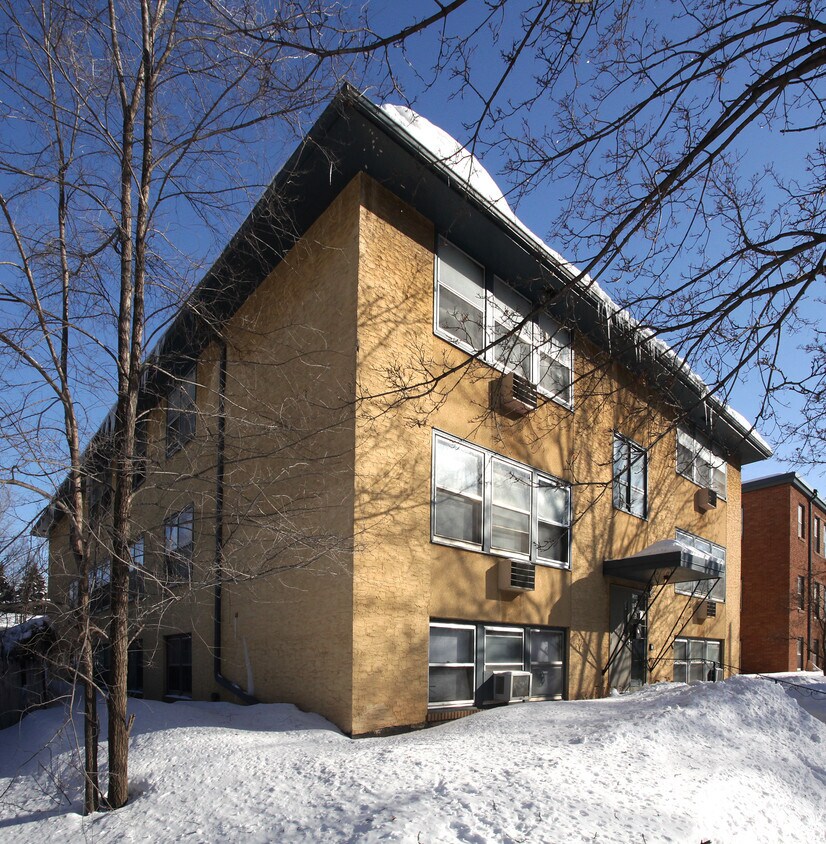 Building Photo - 1433 7th St E