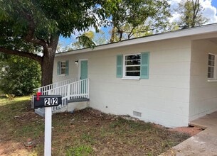 Building Photo - 202 Haskell Ward Dr