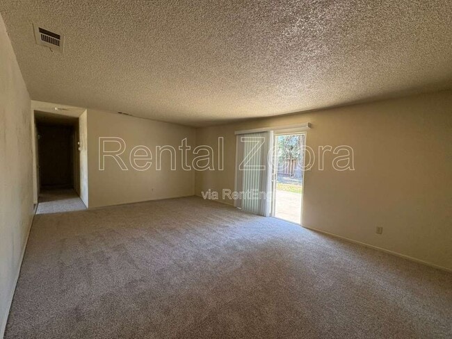Building Photo - 1836 Cheyenne Dr