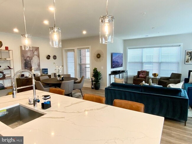 Building Photo - 106 St Ives Pl