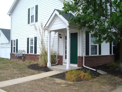 Primary Photo - 633 Lakeview Dr N