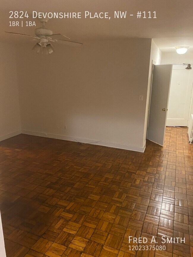 Foto del edificio - 2824 Devonshire Pl NW