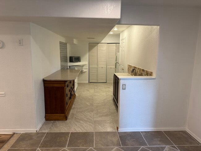 Foto del edificio - 6085 Fescue Dr