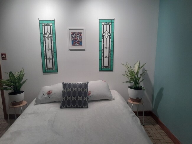 Foto del edificio - 198 Oak Neck Rd