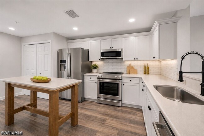 Foto del edificio - 3029 Driftwood Way