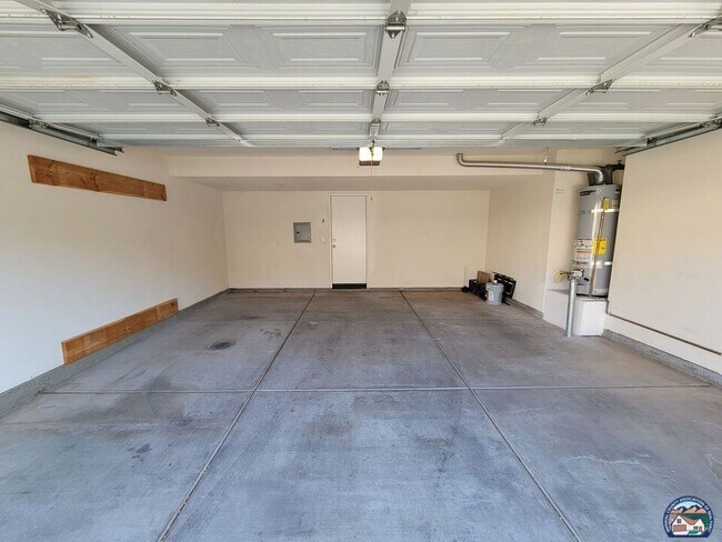 Foto del edificio - 642 Brewer Rd