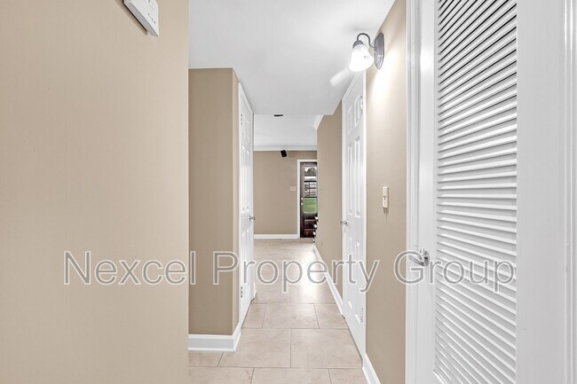 Foto del edificio - 7523 Bavarian Dr