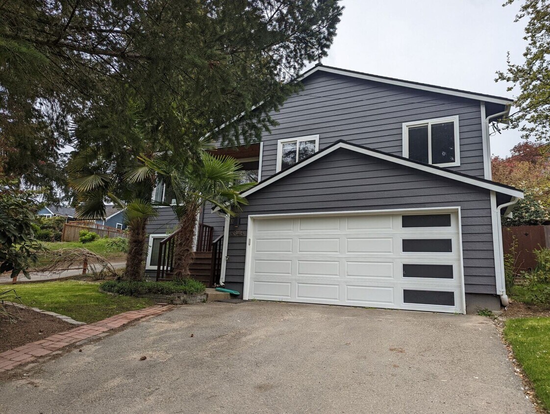 Primary Photo - 6346 24th Ave SW