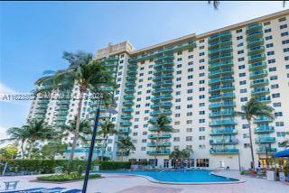 Foto del edificio - 19380 Collins Ave