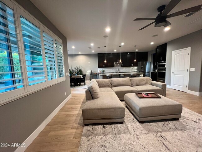 Foto del edificio - 4160 S Butte Ln