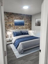 Building Photo - 4831 Rue Saint-Urbain