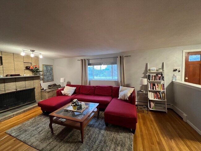 Foto del edificio - 32 Grandview Ave