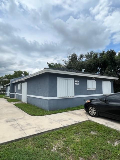 Foto del edificio - 2249 NW 66th St