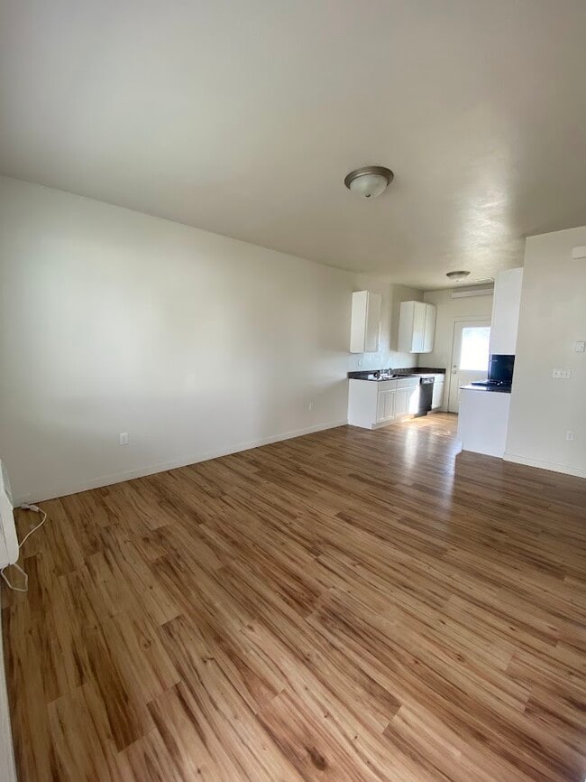 2 bedroom - Idaho Falls Skyline, LLC