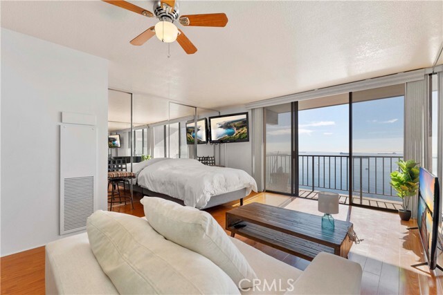 Foto del edificio - 1750 E Ocean Blvd