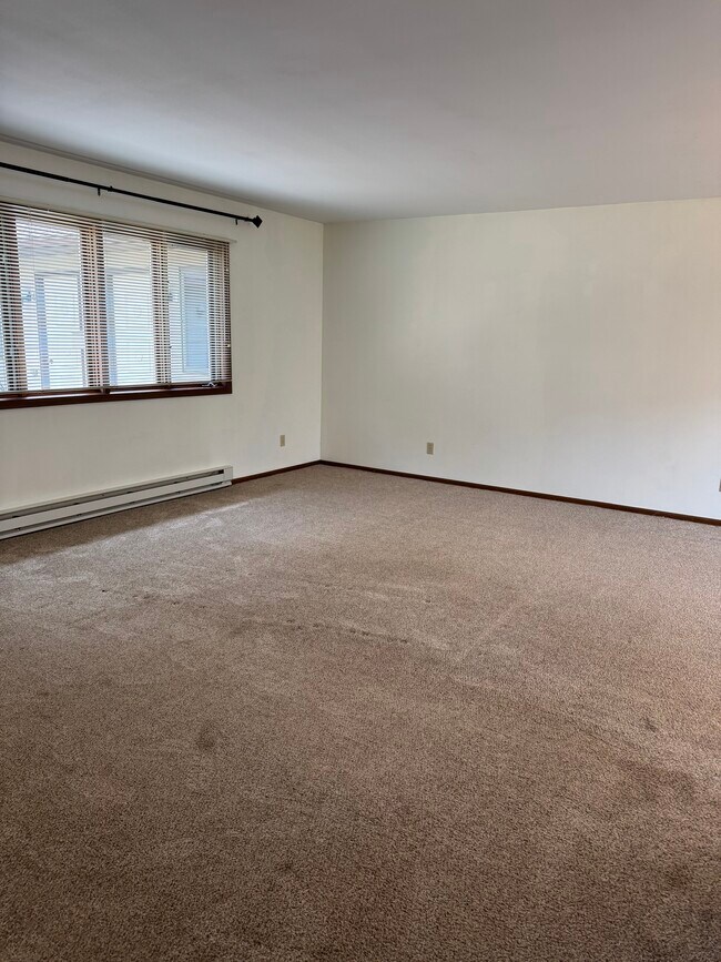 sala de estar - 836 Bridgewater Ave