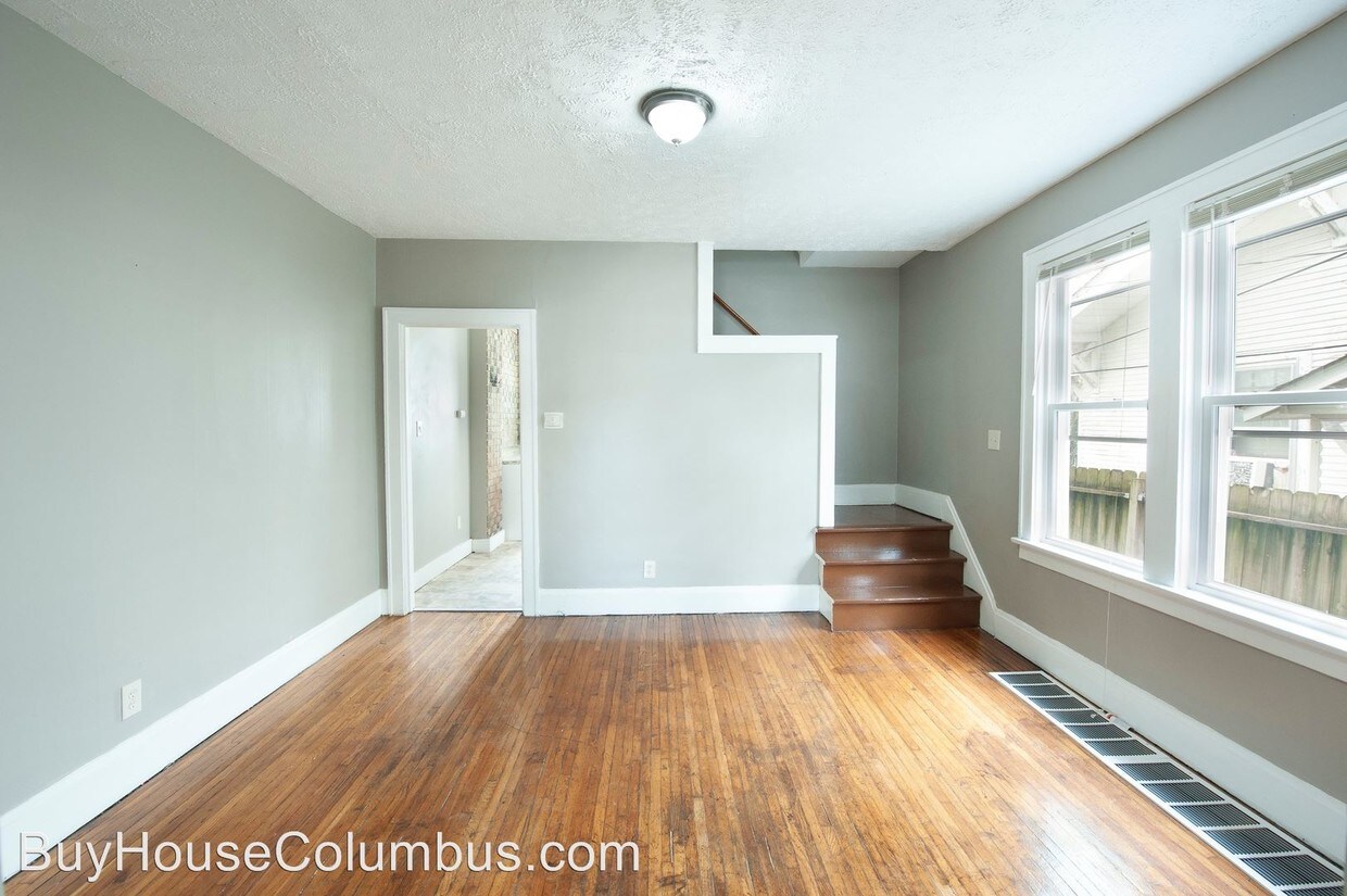 27452747 Steele Ave, Columbus, OH 43204 Room for Rent in Columbus