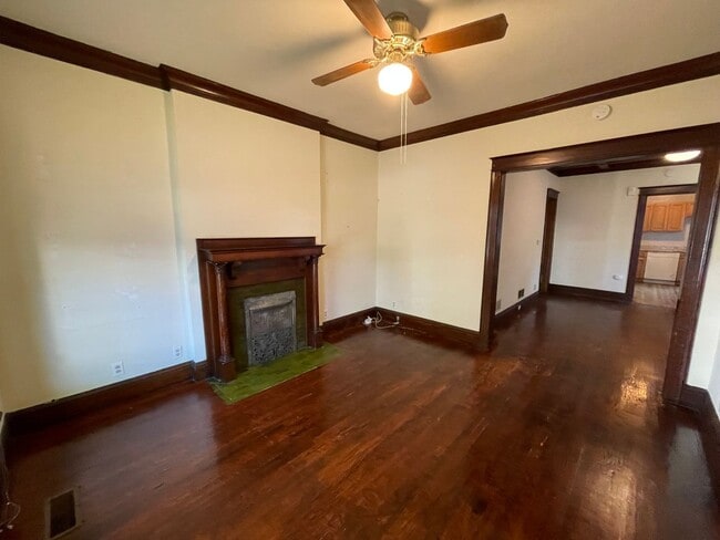 Building Photo - 176 Rosedale St