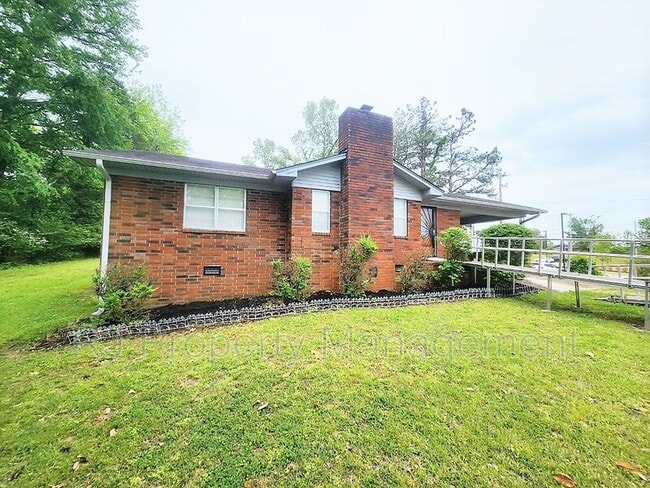 Photo - 5414 Hayes Rd House