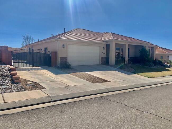 Foto del edificio - Lovely Home with RV parking in Sky Ridge