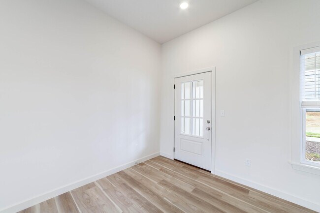 Foto del edificio - 4604 Estacada Dr