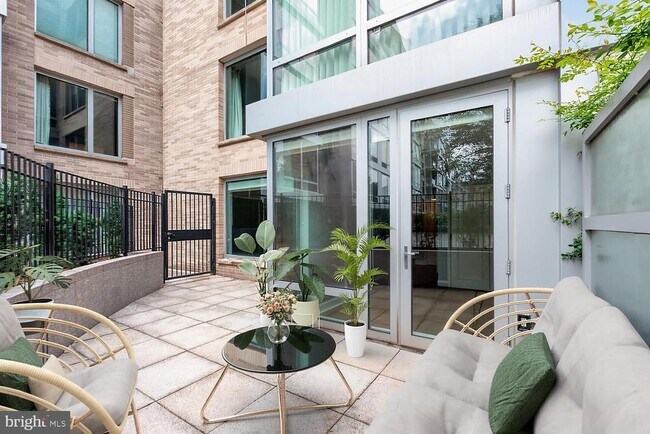 Foto del edificio - 1155 23rd St NW