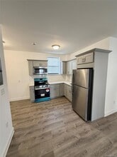 Building Photo - 119 Mt Vernon Ave