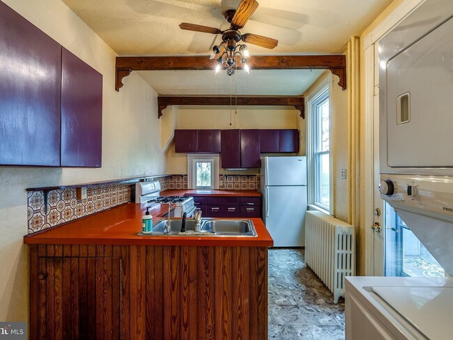 Foto del edificio - 524 Howard Ave