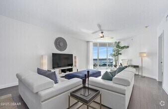 Building Photo - 231 Riverside Dr