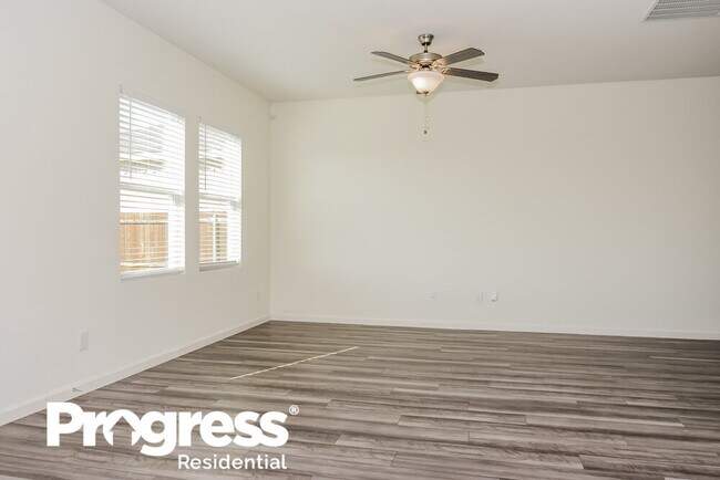 Building Photo - 6632 Charleston Dr