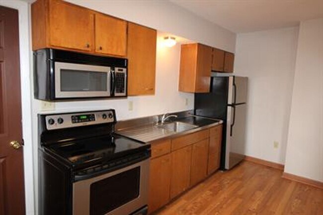 Foto del edificio - 845 Western Ave