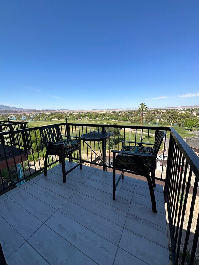PATIO VIEWS THE CHANNEL & LAKE & BRIDGE - 777 Harrah Way