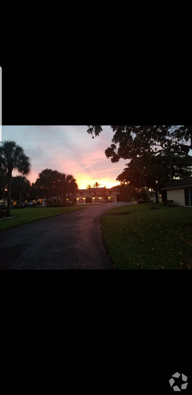 Pine Island Ridge Apartments for Rent Davie, FL