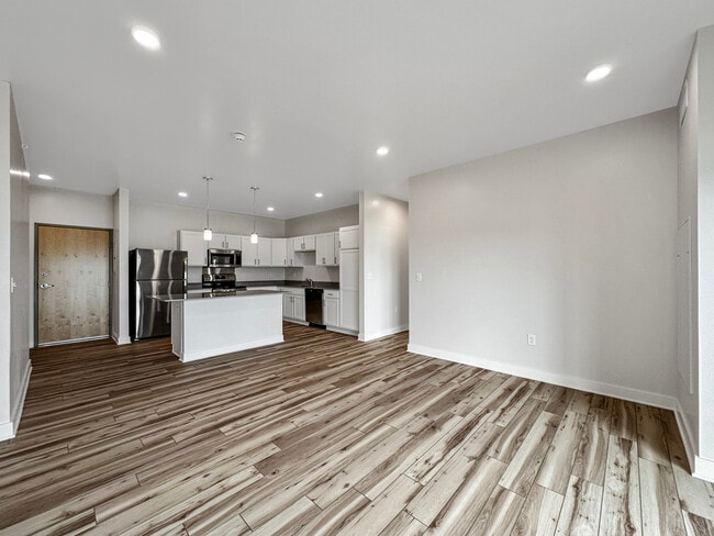 Building Photo - Stratford Pointe