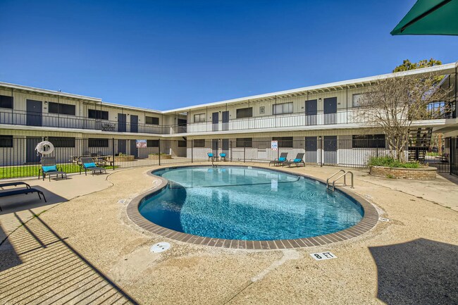 Foto del edificio - Mission Villas