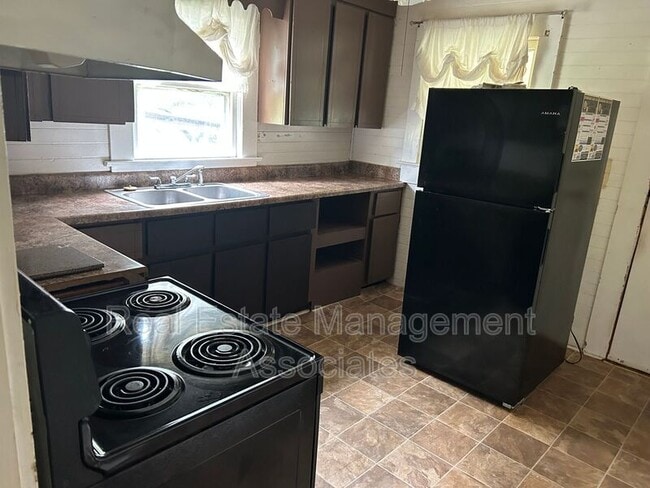 Foto del edificio - 803 E Mcintosh Rd