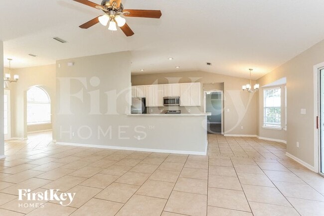 Building Photo - 247 Ridgewick Dr S