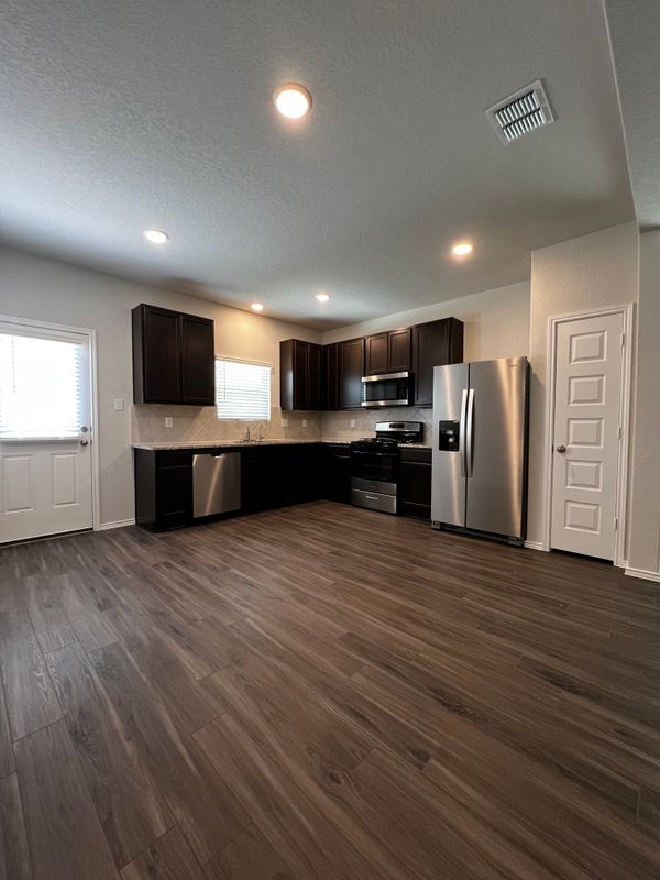 Building Photo - 2663 Greenwell Ln